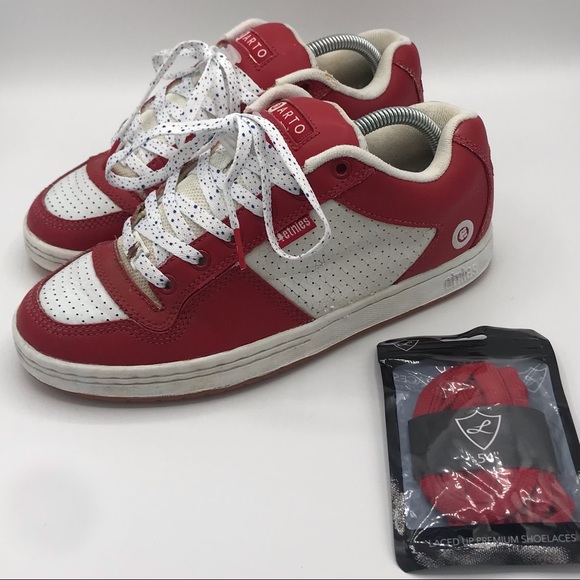 Etnies Shoes Vintage Etnies Arto Saari Skateboard Shoes